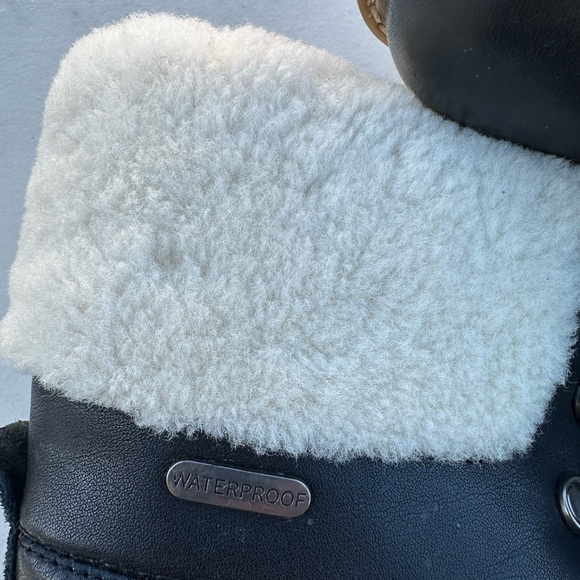 Royal Canadian LOUISE boots size 6 - Picture 8 of 13